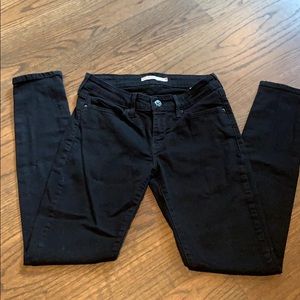 Levi’s - 711 Skinny Black Jeans - size 28